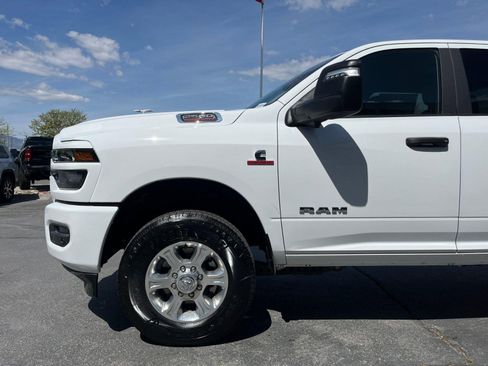 New 2026 RAM 2500 Big Horn AWD/4WD image 9