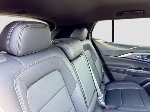 New 2026 Chevrolet Equinox EV LT image 31