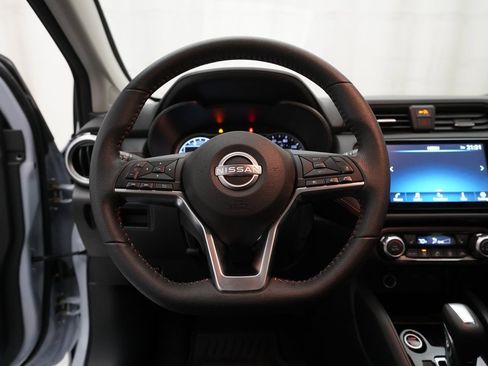 Certified 2024 Nissan Versa SR w/ Trunk Package image 4