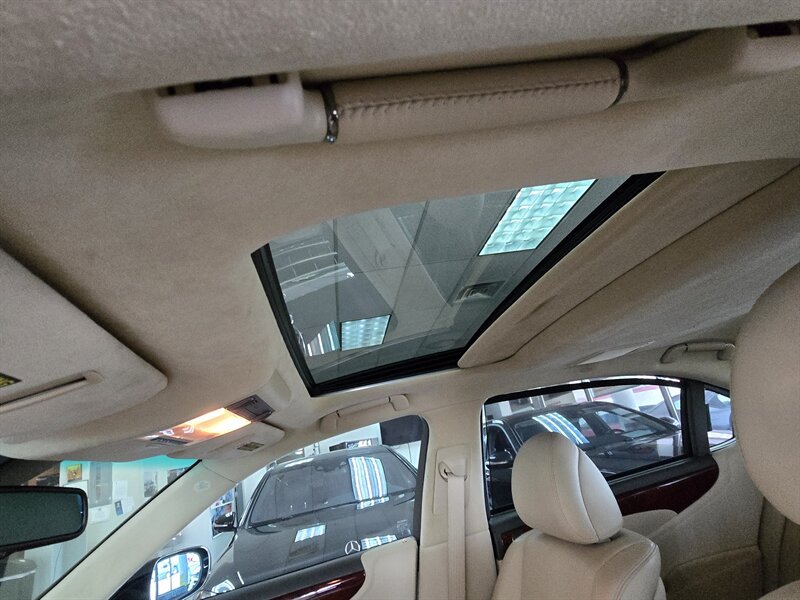 Used 2011 Lexus LS 460 L w/ Luxury Pkg AWD/4WD image 30