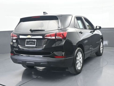 Used 2024 Chevrolet Equinox LS FWD image 5