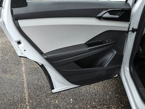 New 2026 Volkswagen Taos S image 30