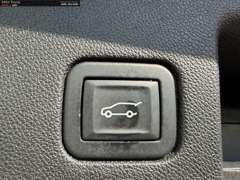 Certified 2019 Chevrolet Equinox LT w/ Driver Convenience Package image 11