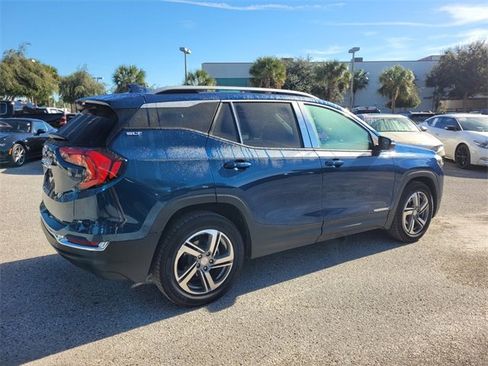 Used 2021 GMC Terrain SLT w/ Infotainment Package II image 13