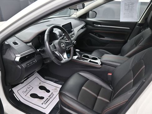 Used 2023 Nissan Altima 2.5 SR image 22