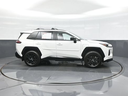 Certified 2026 Toyota RAV4 SE AWD/4WD image 8