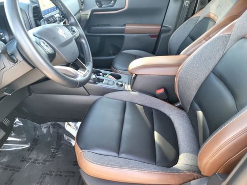 Used 2024 Ford Bronco Sport Outer Banks w/ Tech Package AWD/4WD image 11