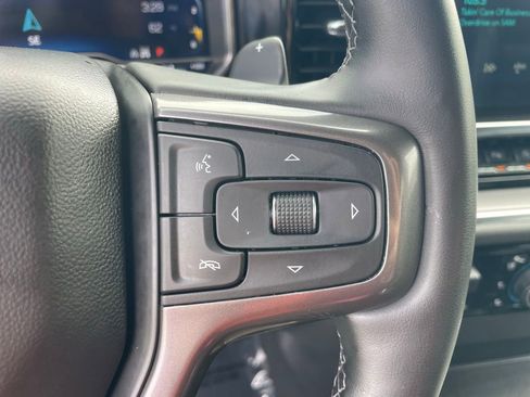 Used 2024 Chevrolet Silverado 1500 High Country w/ High Country Premium Package image 30