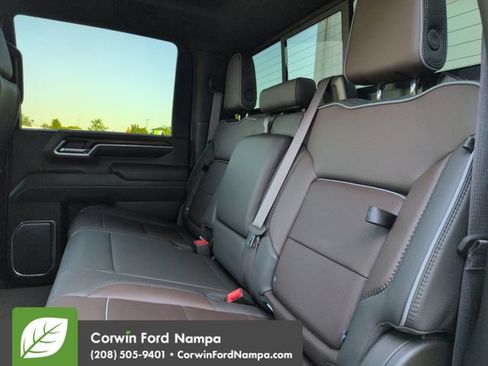 Used 2025 GMC Sierra 3500 Denali AWD/4WD image 25