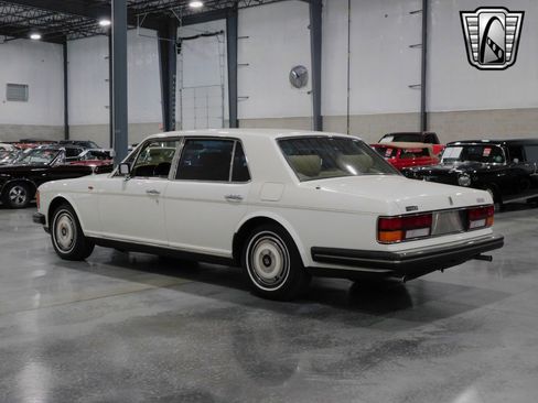 Used 1986 Rolls-Royce Silver Spur image 3