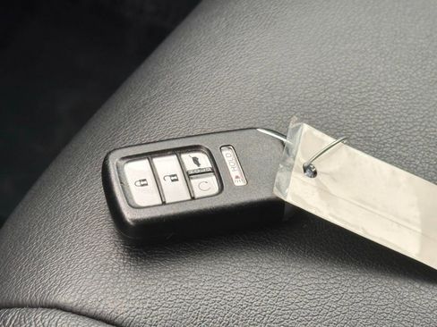 Used 2021 Honda Pilot EX-L image 39