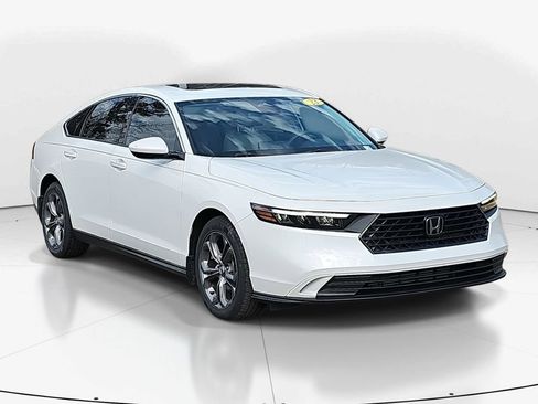 Used 2023 Honda Accord EX image 1