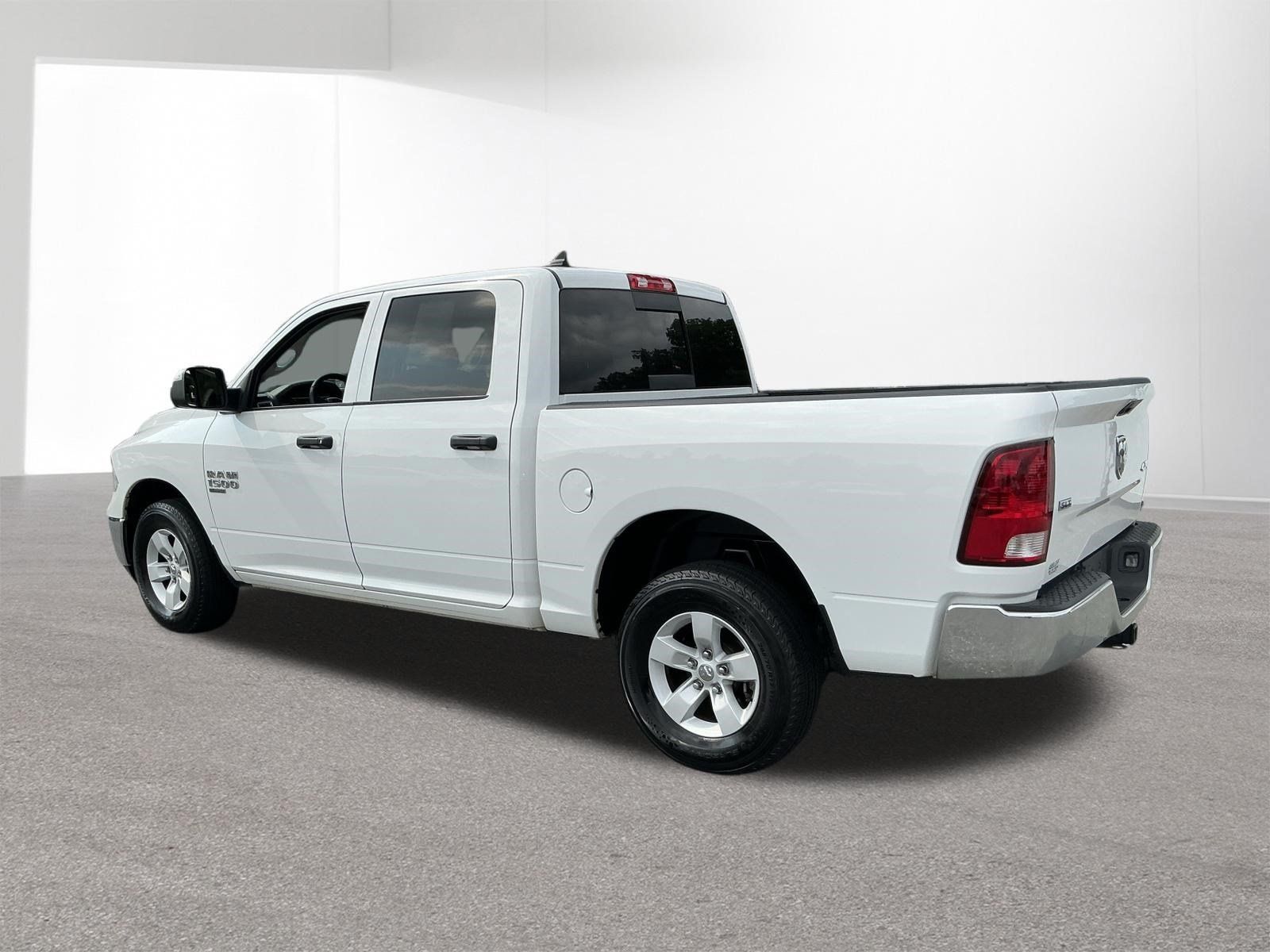 Used 2023 RAM 1500 Classic SLT w/ Trailer & Traction Group AWD/4WD image 5