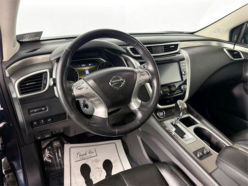 Used 2018 Nissan Murano Platinum image 9