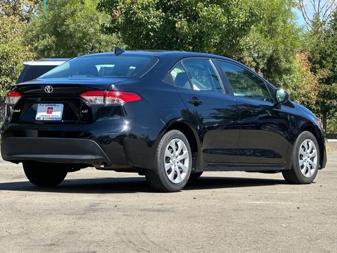 Used 2024 Toyota Corolla LE FWD image 4