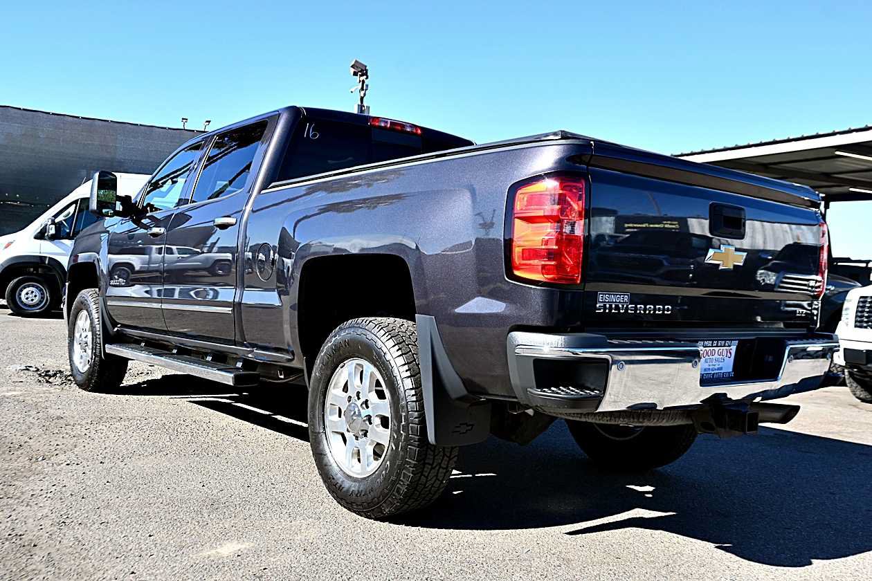 Used 2015 Chevrolet Silverado 3500 LTZ w/ LTZ Plus Package AWD/4WD image 5