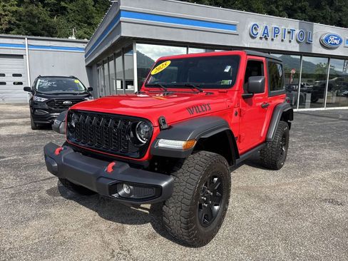Used 2025 Jeep Wrangler Sport image 10