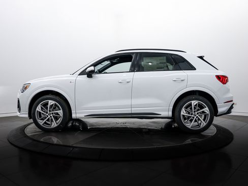 New 2025 Audi Q3 2.0T Premium image 7