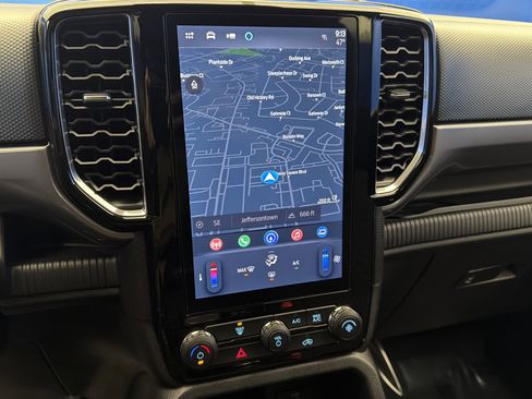 Used 2024 Ford Ranger XLT w/ Trailer Tow Package image 19