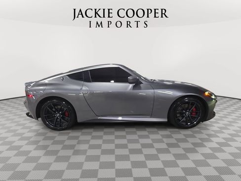 Used 2024 Nissan Z Performance w/ Floor Mat Package RWD image 4