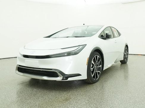 New 2026 Toyota Prius Plug-In Hybrid image 4
