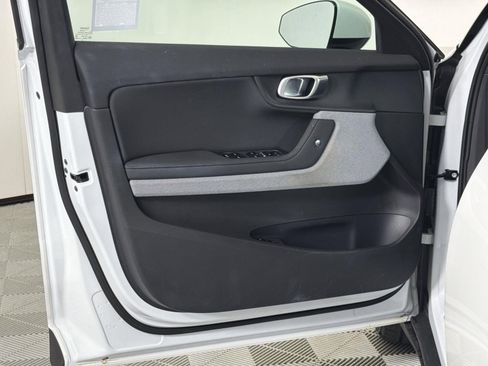 Used 2022 Polestar Polestar 2 image 18