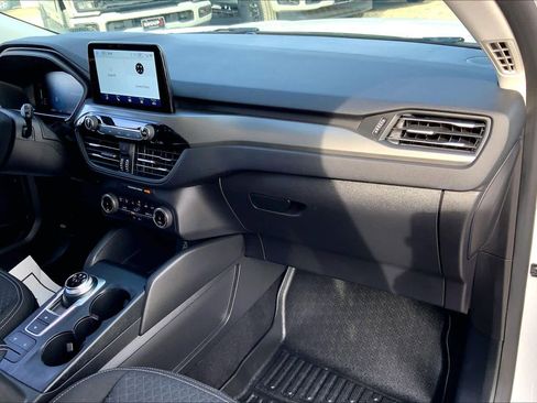 Certified 2024 Ford Escape Active image 16
