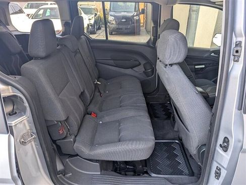 Used 2018 Ford Transit Connect XLT image 26