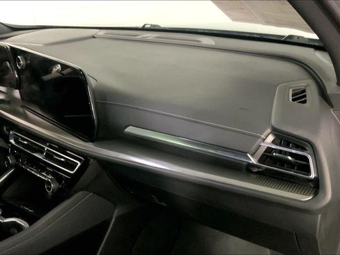 Used 2024 Chevrolet Traverse LT AWD/4WD image 18