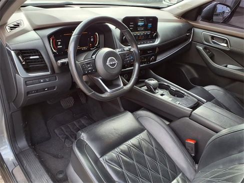 Certified 2023 Nissan Rogue Platinum w/ Platinum Premium Package image 4