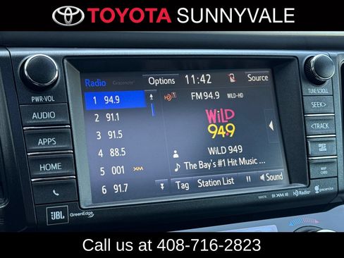 Used 2017 Toyota RAV4 Limited AWD/4WD image 22