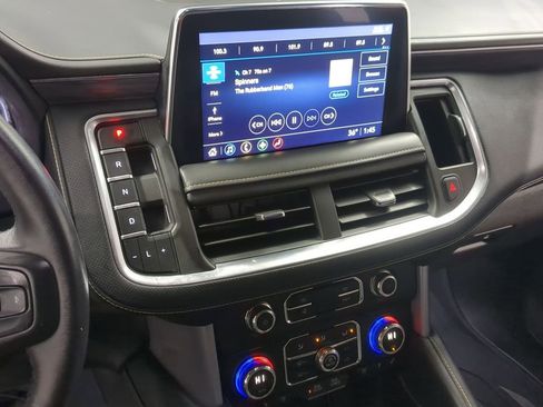 Used 2021 GMC Yukon XL SLT image 44