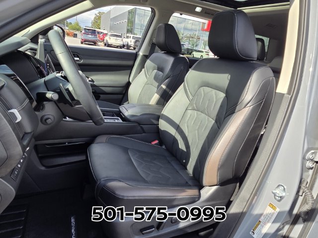 Used 2026 Nissan Pathfinder Platinum w/ Cargo Package FWD image 8