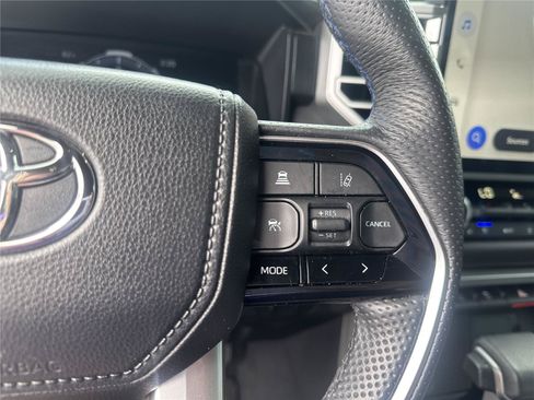 Used 2024 Toyota Tundra Platinum AWD/4WD image 22