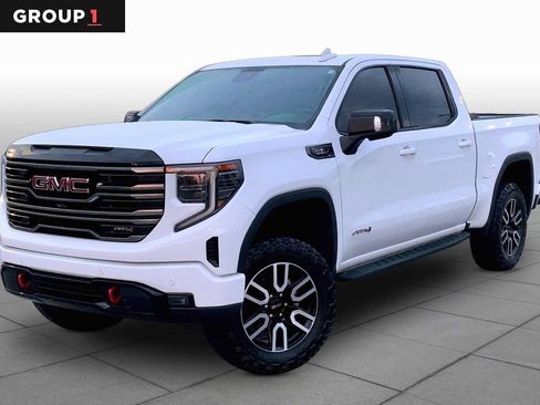 Used 2025 GMC Sierra 1500 AT4 w/ AT4 Premium Package AWD/4WD image 1