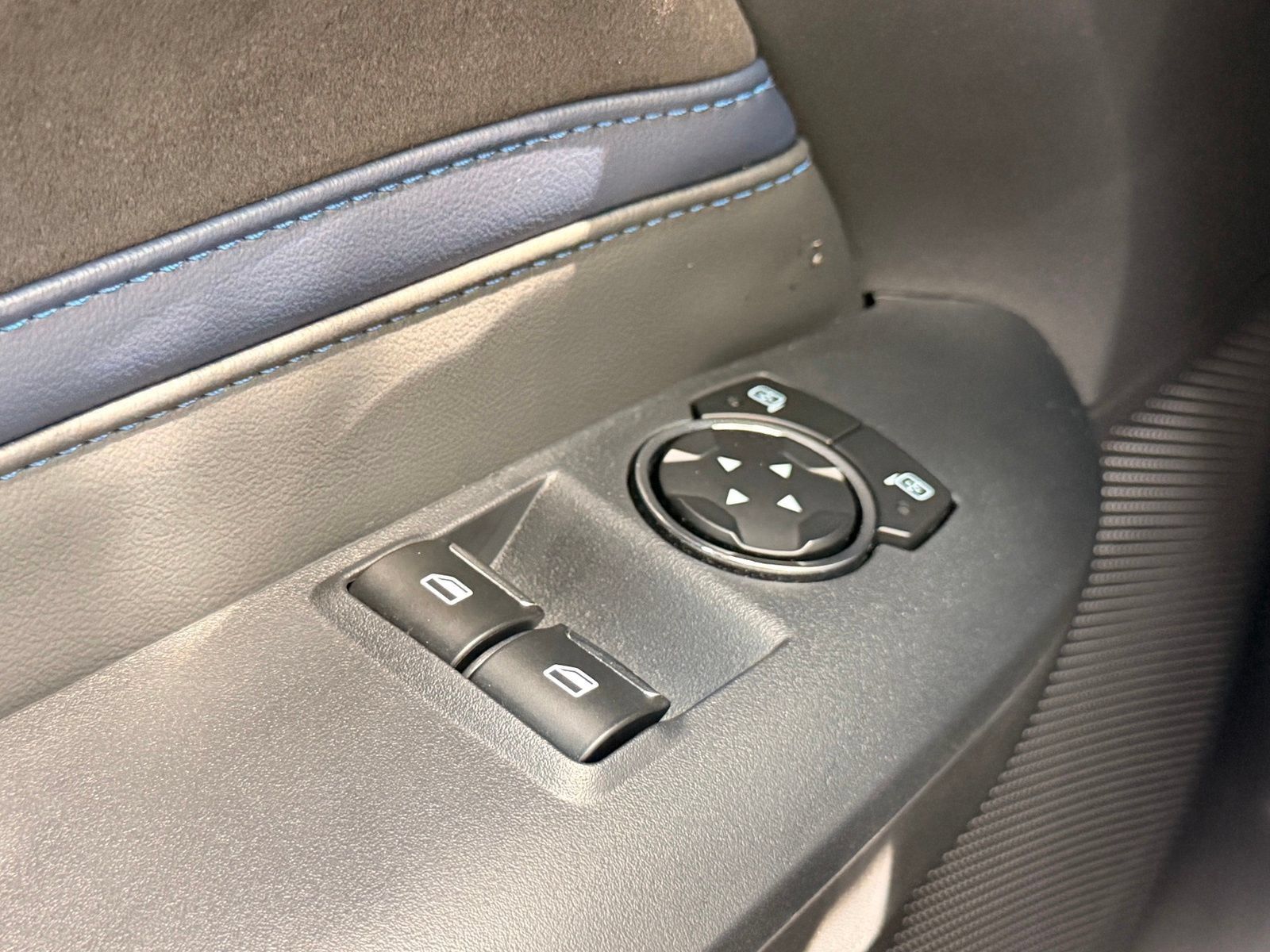 Used 2024 Ford Mustang Dark Horse RWD image 16