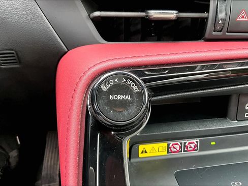 Used 2024 Lexus NX 250 FWD image 34