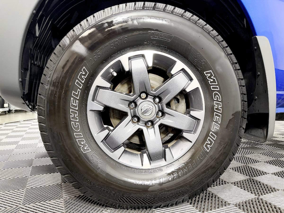 Used 2015 Nissan Xterra PRO-4X AWD/4WD image 25