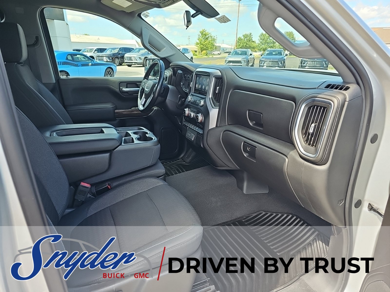 Used 2019 GMC Sierra 1500 SLE w/ SLE Value Package AWD/4WD image 33