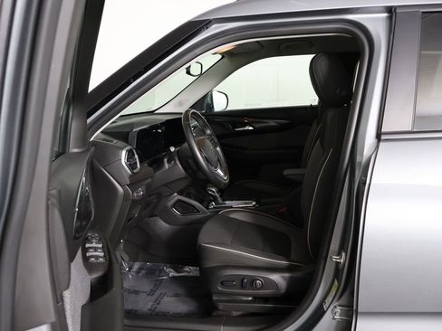 Used 2024 Chevrolet TrailBlazer LT w/ Convenience Package AWD/4WD image 27