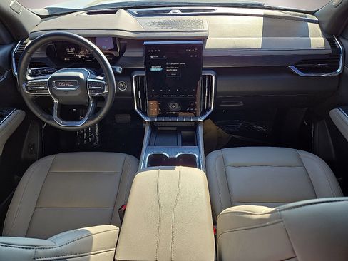 Used 2024 GMC Acadia Elevation w/ Luxury Package FWD image 19