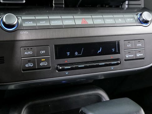 Used 2024 Hyundai Kona SEL FWD image 15