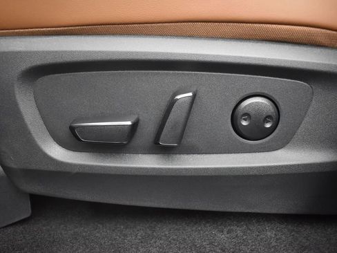 New 2025 Nissan Pathfinder Platinum w/ Cargo Package image 30