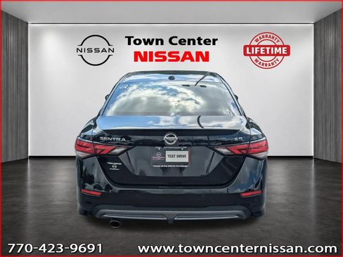 Used 2023 Nissan Sentra SR FWD image 6