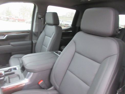 New 2026 GMC Sierra 1500 Elevation w/ Elevation Premium Package image 13