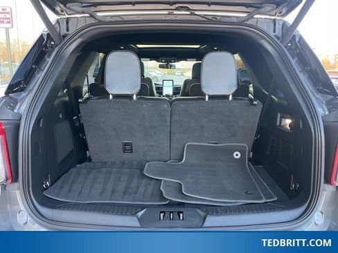 Used 2022 Ford Explorer ST w/ Equipment Group 401A image 12