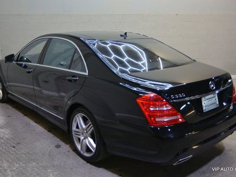 Used 2013 Mercedes-Benz S 550 4MATIC image 3