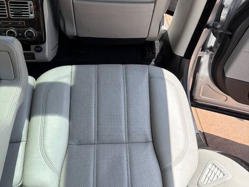 Used 2017 Land Rover Range Rover HSE AWD/4WD image 22