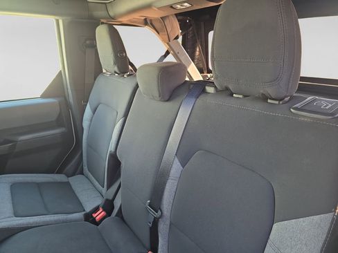 Used 2022 Ford Bronco 4-Door image 16