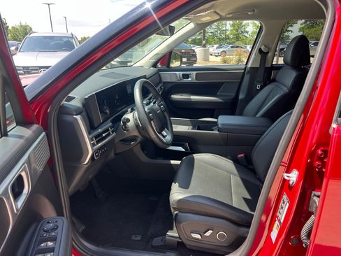 Used 2025 Hyundai Santa Fe SEL FWD image 27